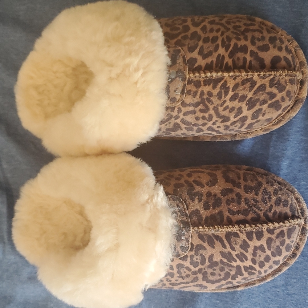 Bearpaw Leopard Slippers